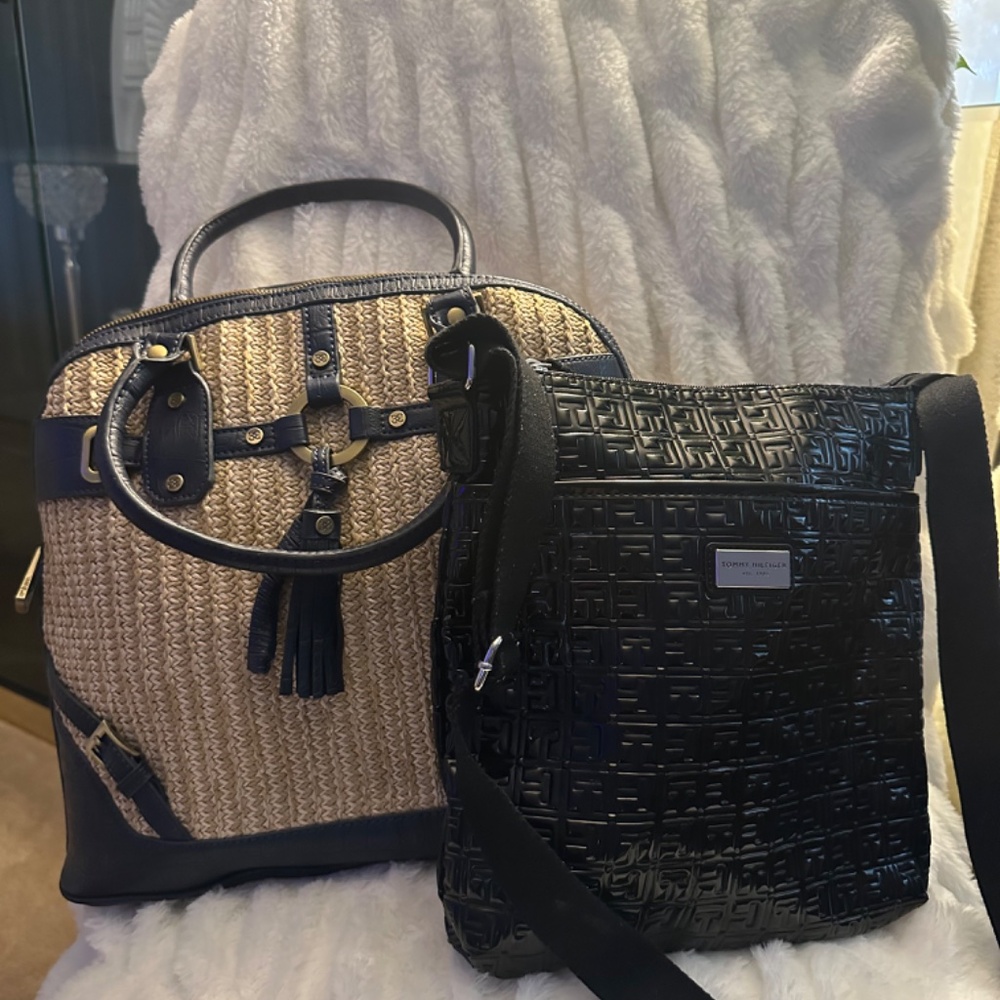 Hand Bags - Picture 5 of 6
